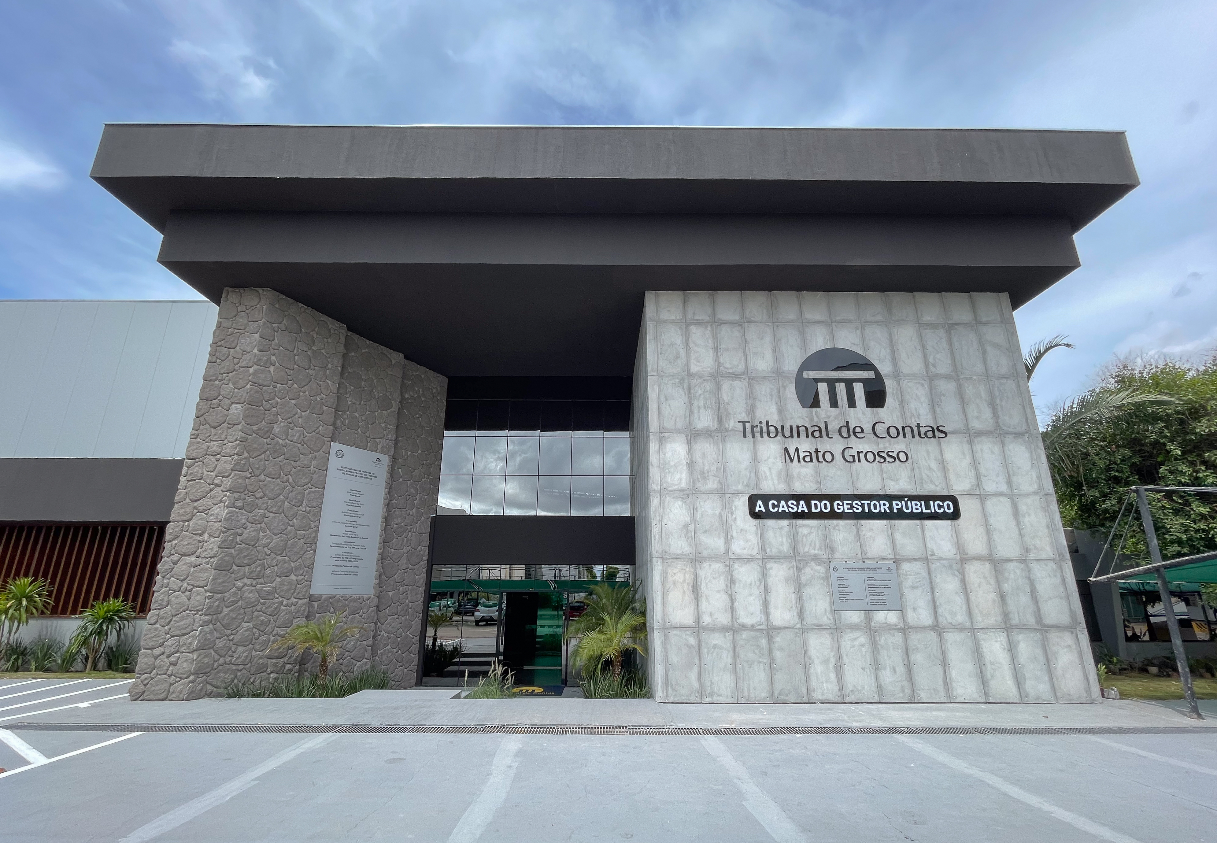 TCE Fachada