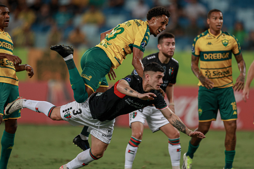 Cuiab� x Palestino