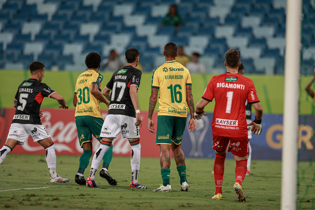Cuiab� x Palestino