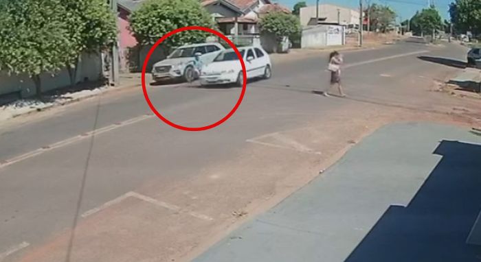 Crian�a atropelada em Juara