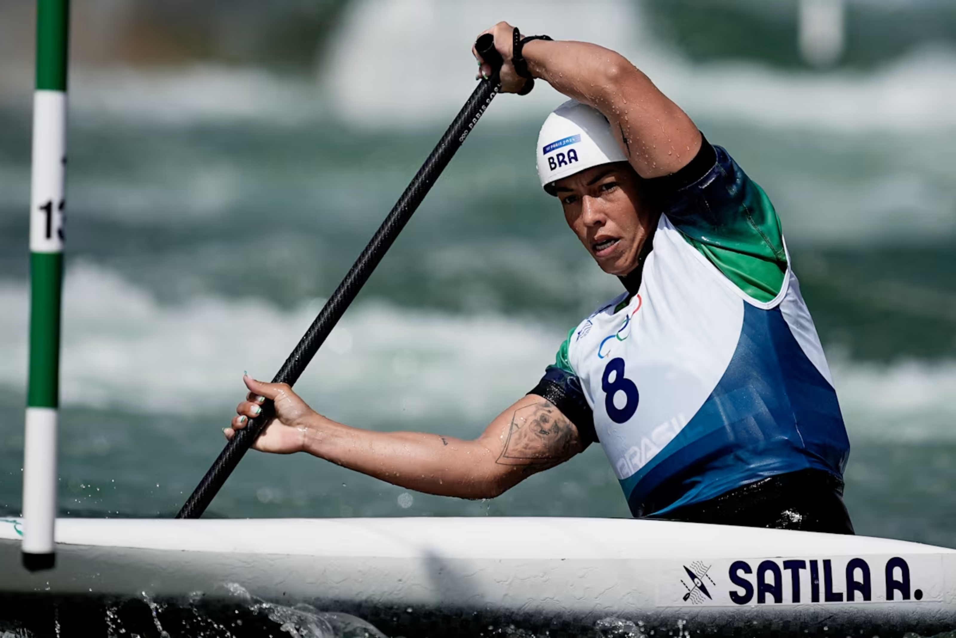Ana S�tila disputa a final do caiaque cross