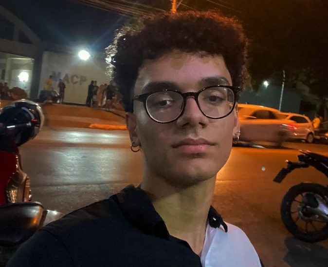 Hugo UFMT racismo