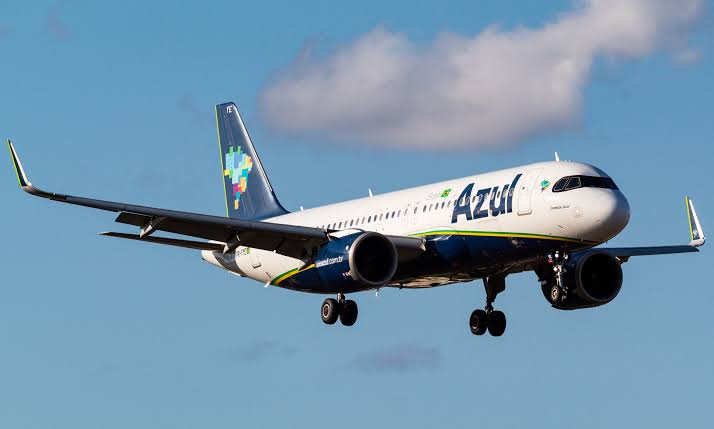 Avi&iuml;&iquest;&frac12;o Azul