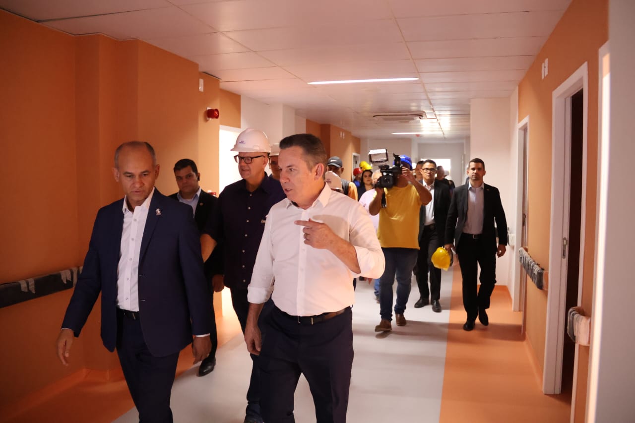 governador mauro mendes vistoria reitor evandro obras julio muller