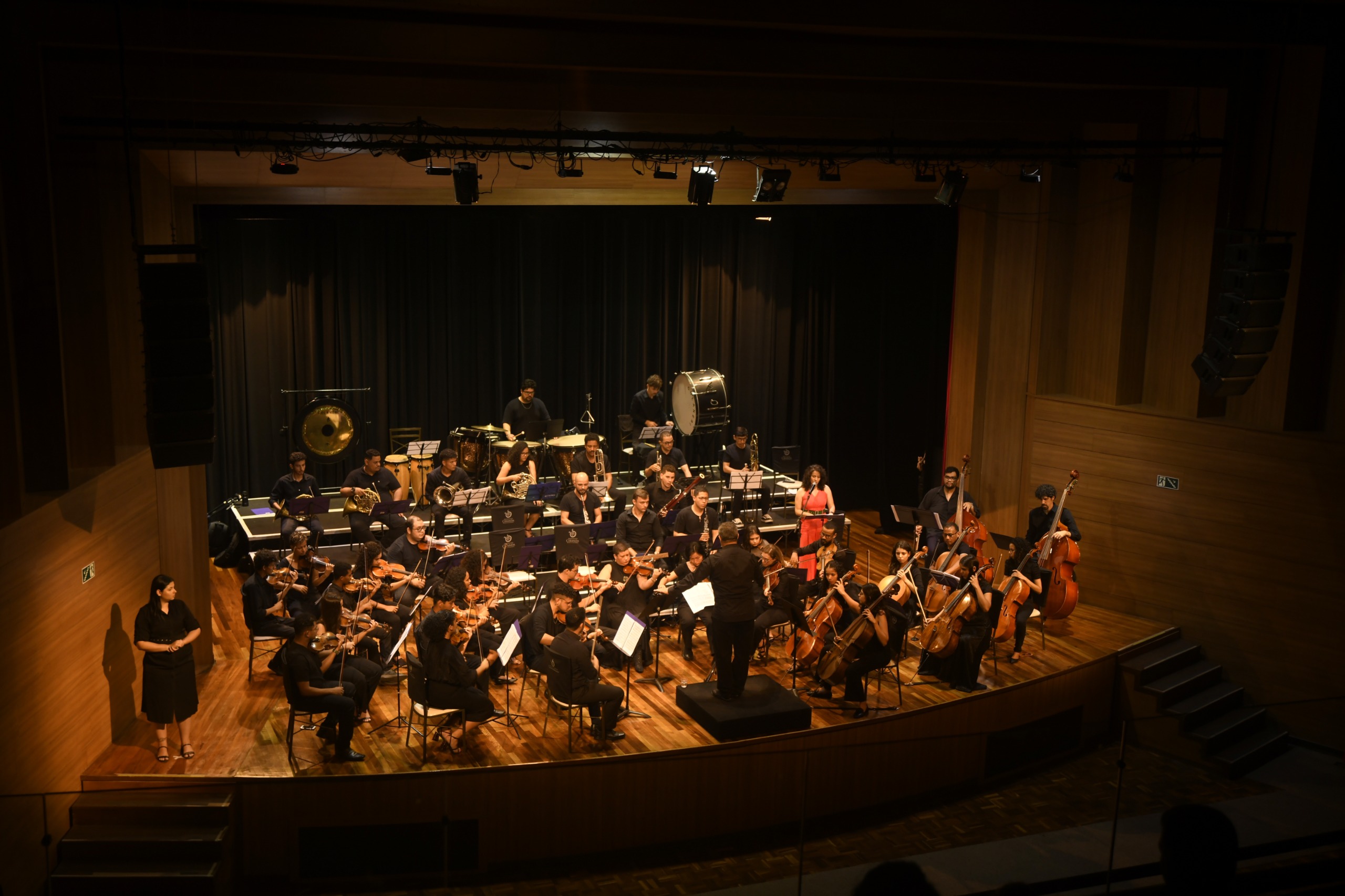 Orquestra CirandaMundo recebe sertanejo raiz