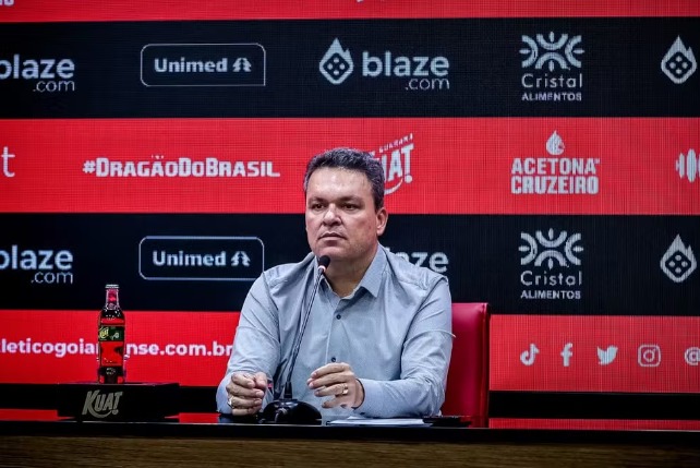 Adson Batista - �presidente Atl�tico-GO