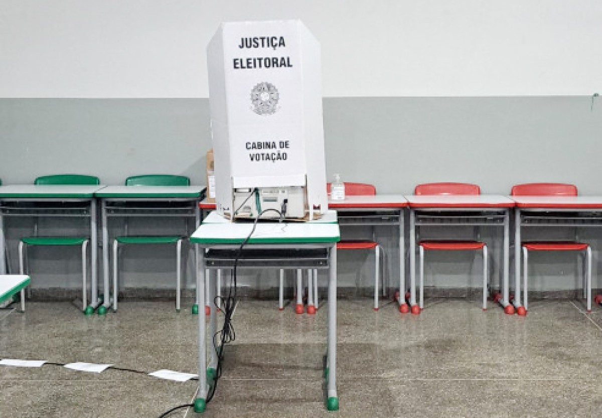 cabine votacao urna