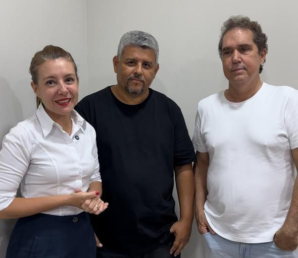 Fl�via Moretti Coronel Azambuja Ti�o da Zaeli