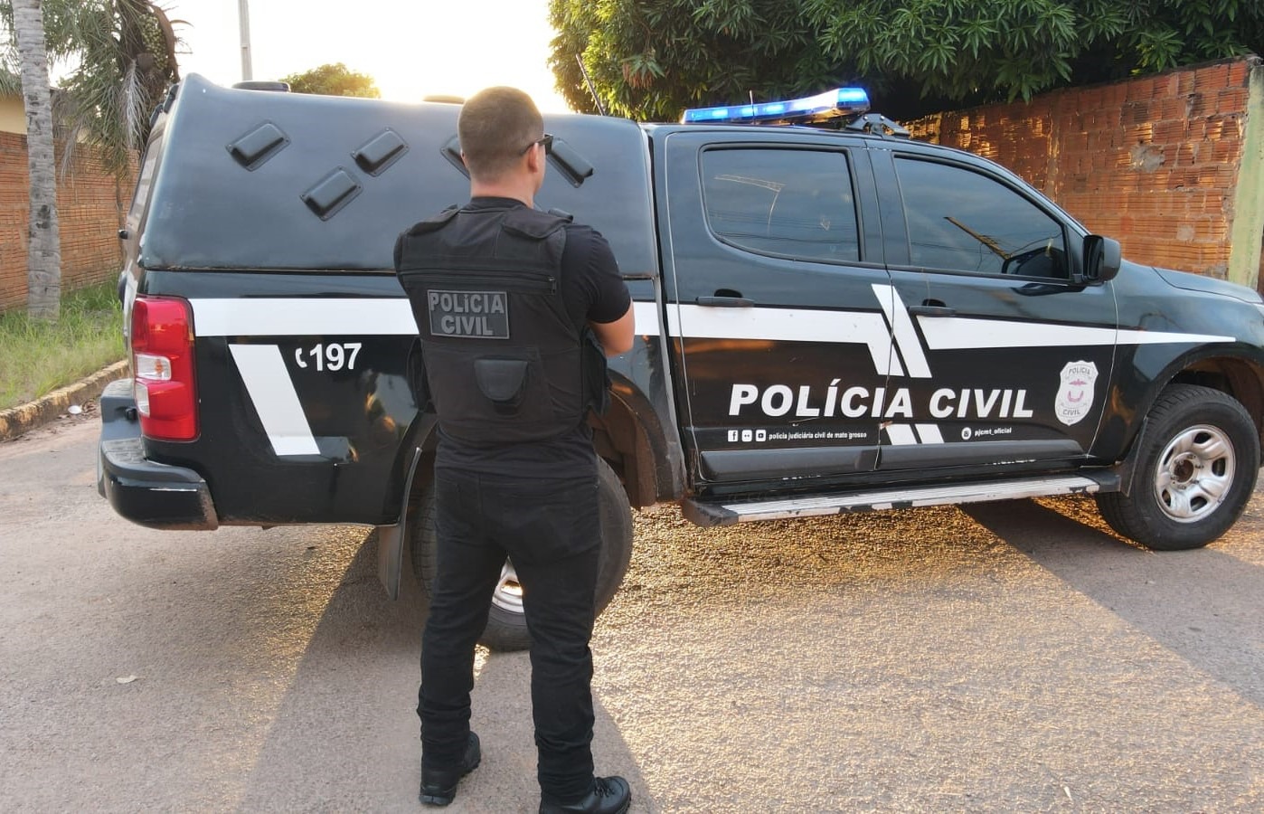 terreno movediço policia civil