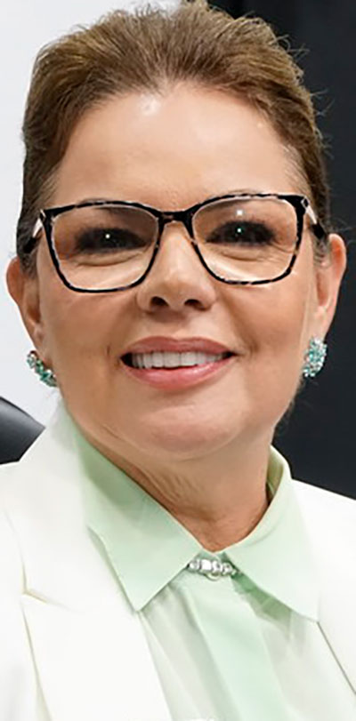 paula calil 400
