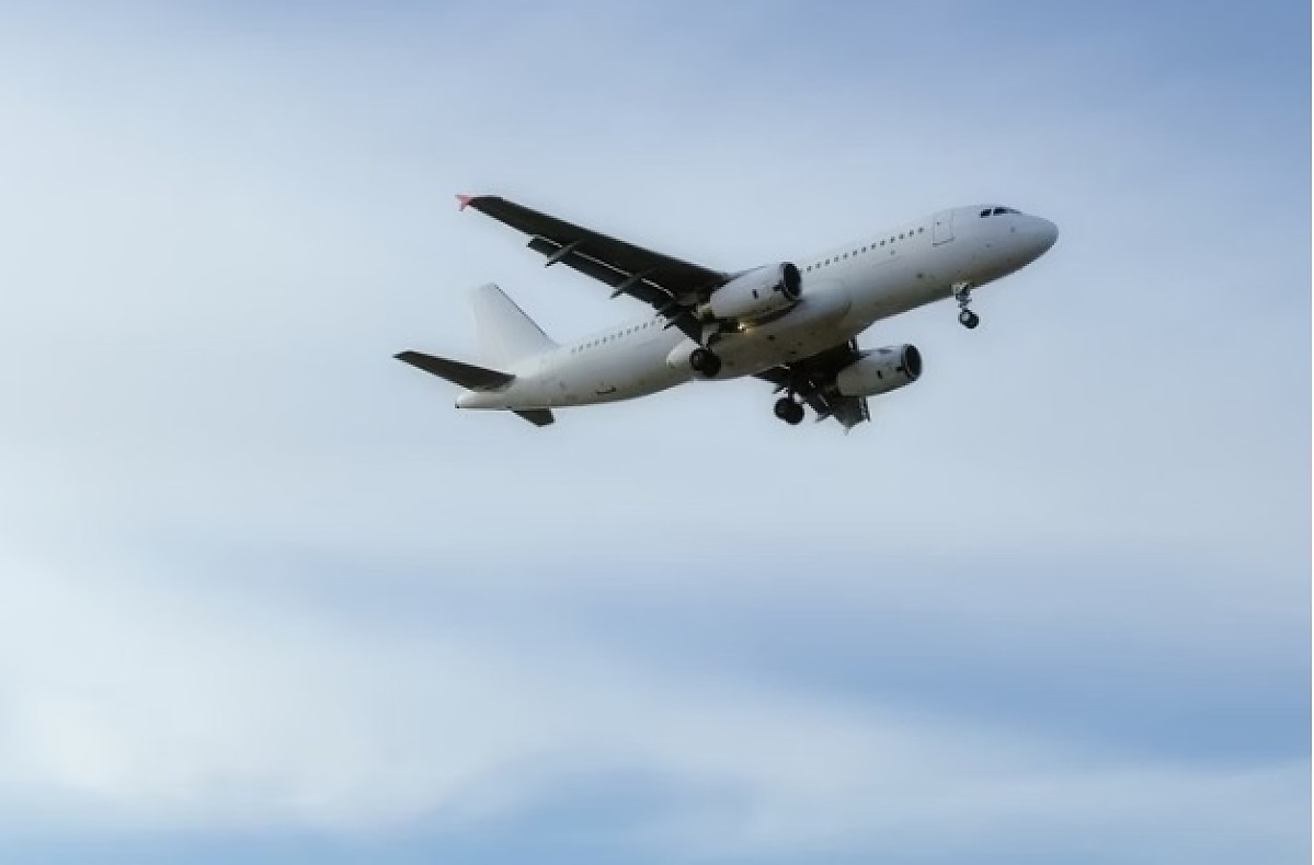 Avião