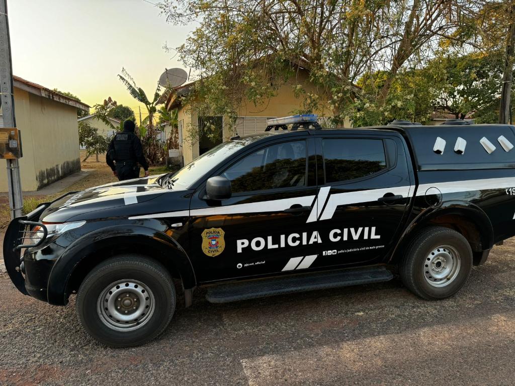 Viatura da Pol&iuml;&iquest;&frac12;cia Civil
