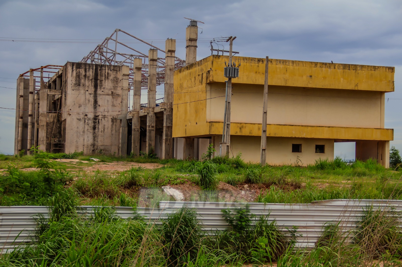COT do Pari - obra parada estrutura deteriorada
