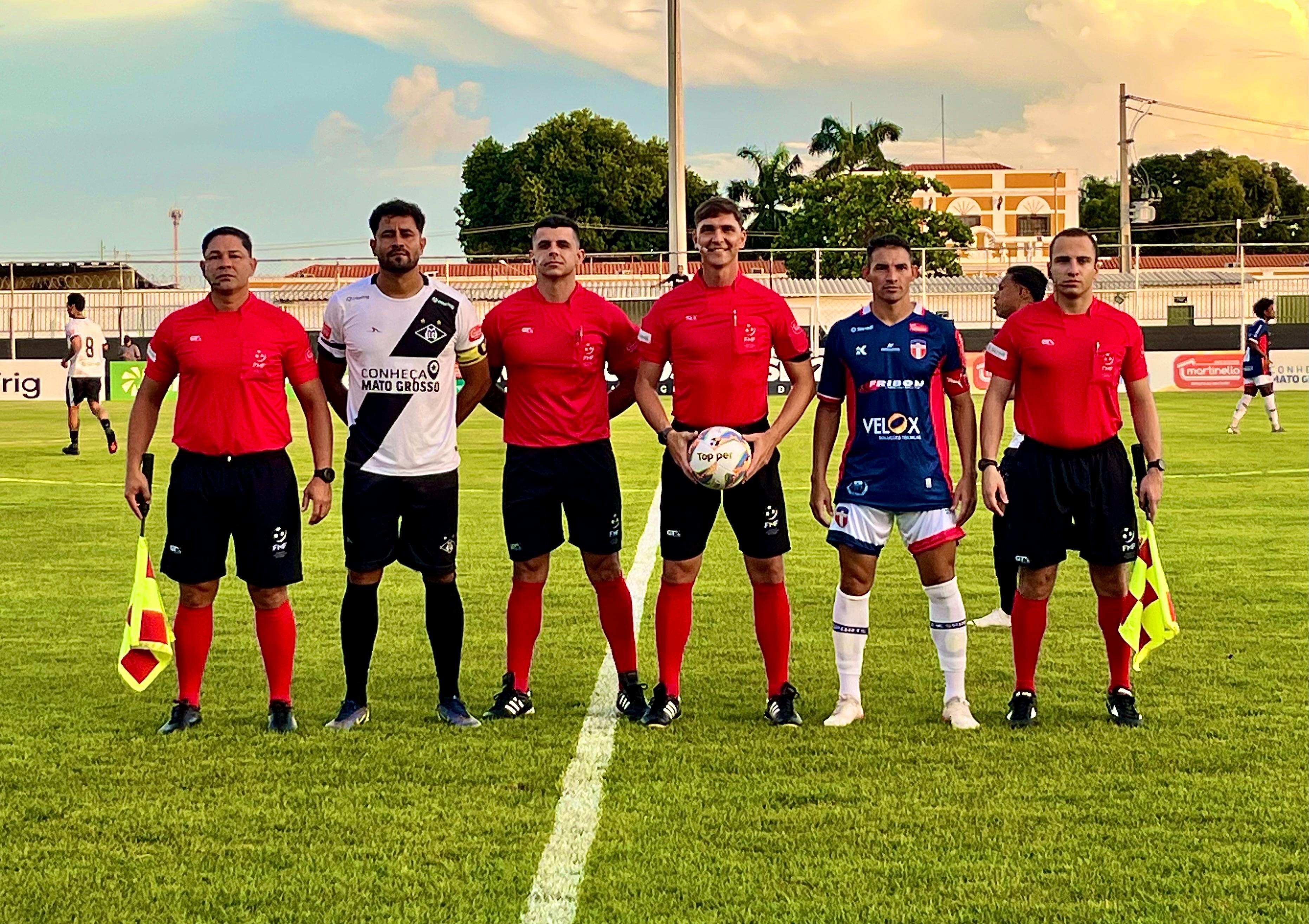 MIxto x Academia