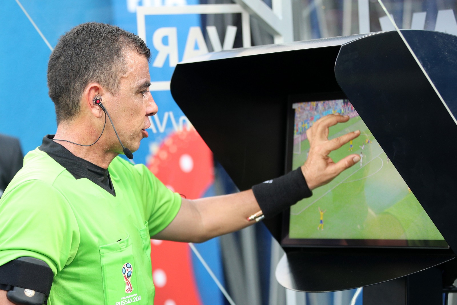 VAR tecnologia no futebol