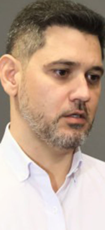 Kenon Mendes de Oliveira curtinha