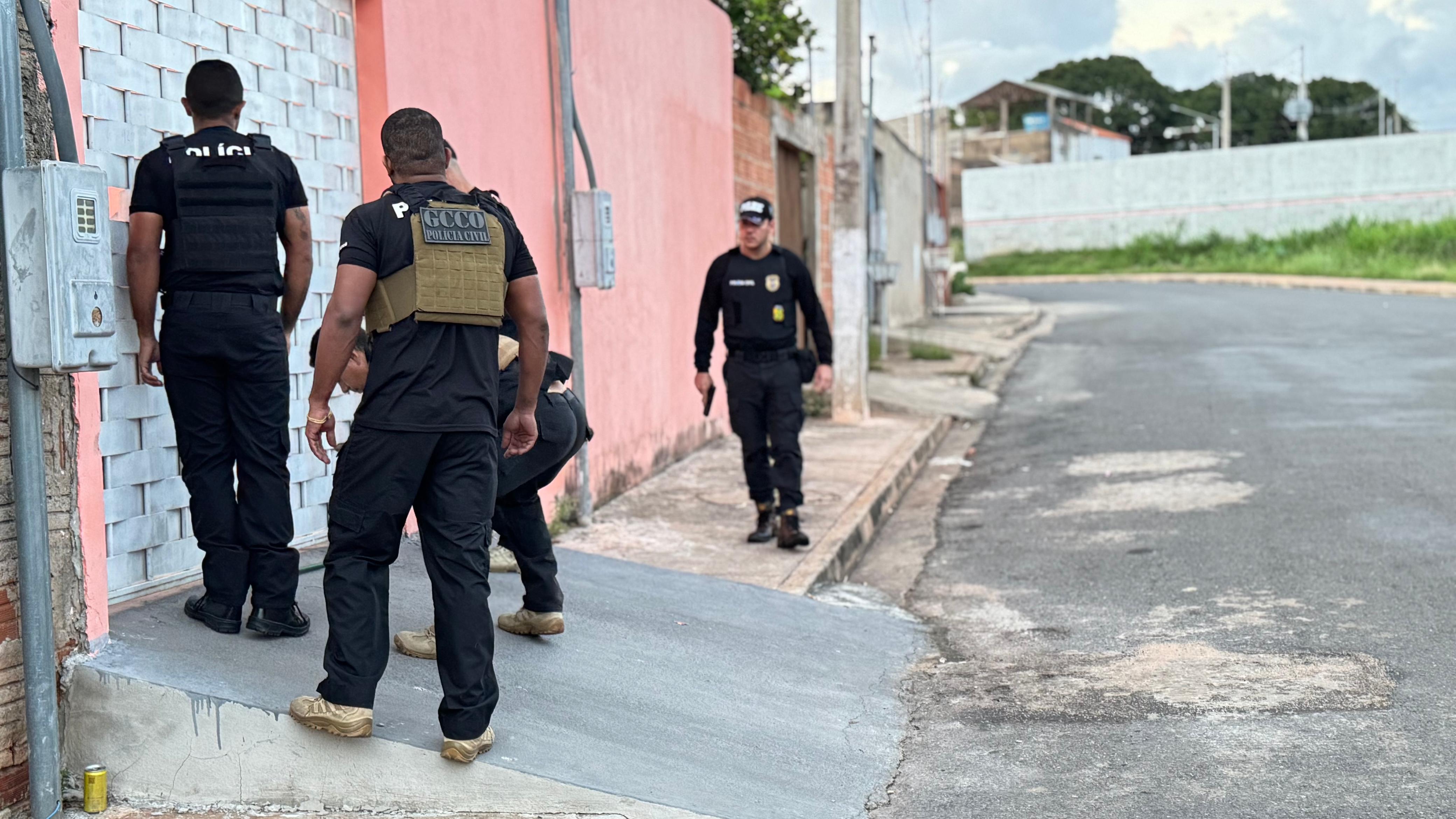 Opera��o Falso Profeta