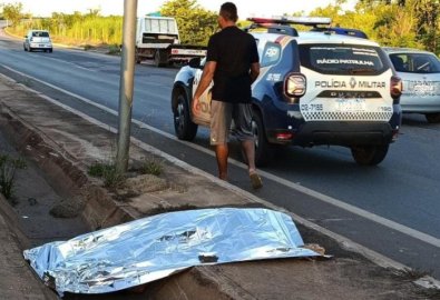 O jovem Lucicleyton Lincon Ramalho de Moraes, de 25 anos, morreu na tarde dessa Sexta-feira Santa (18) ap�s bater sua moto contra um poste na Avenida M�rio Andreazza