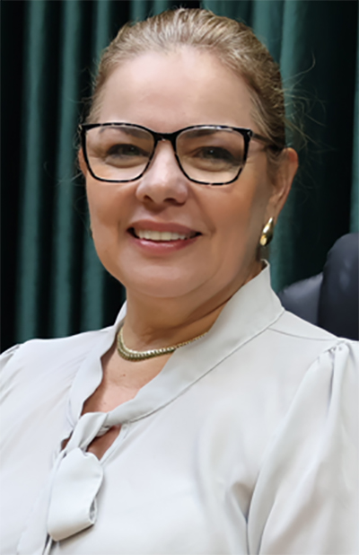 paula calil curtinha