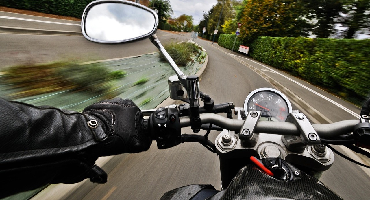 Moto - rua - motocicleta