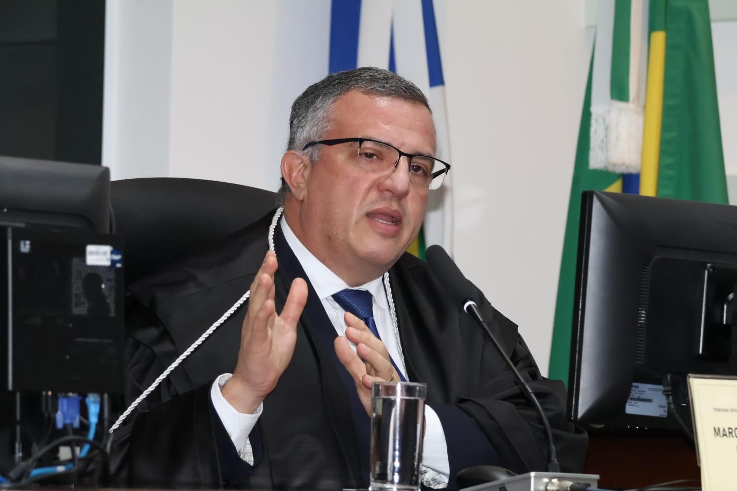Desembargador Marcos Machado TRE