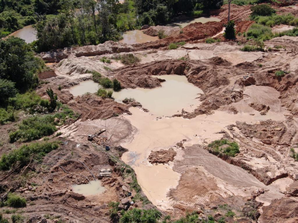 Combate � minera��o ilegal na regi�o norte do estado de Mato Grosso