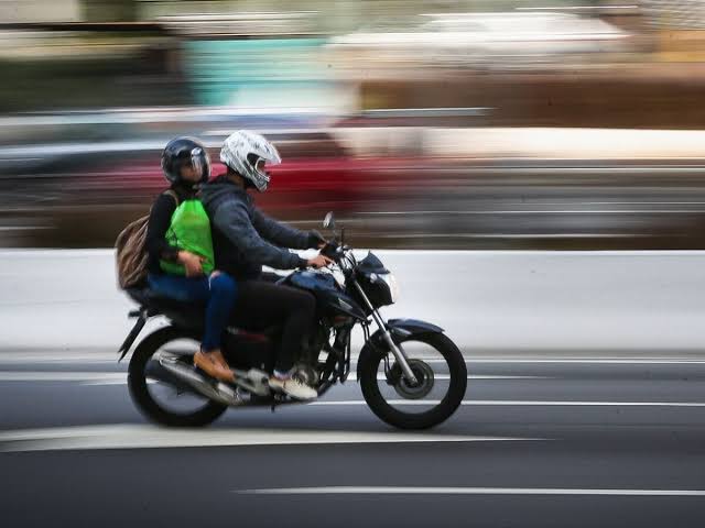 Moto aplicativo ilustra��o