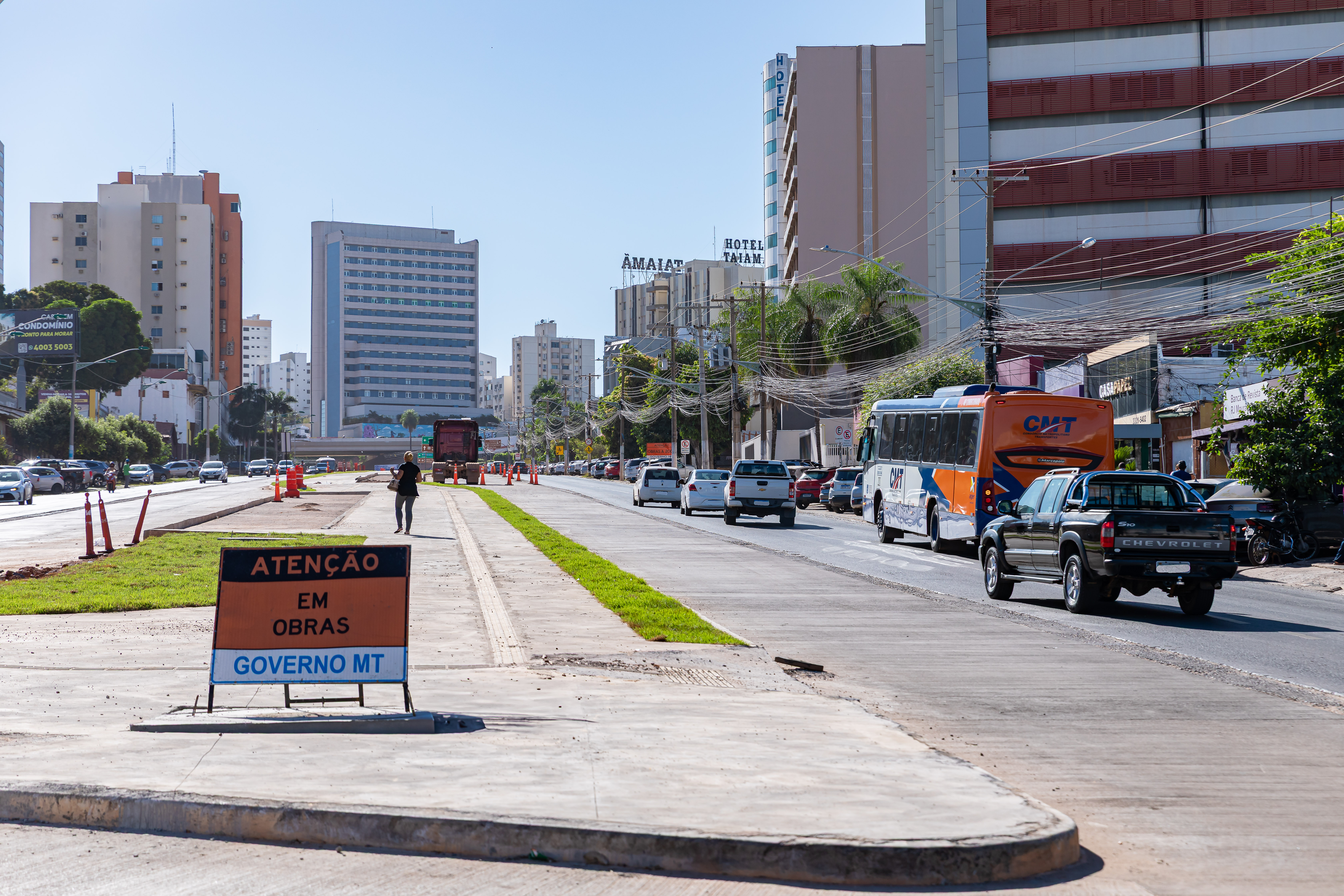  Obras Avenida do CPA - recapeamento de pista