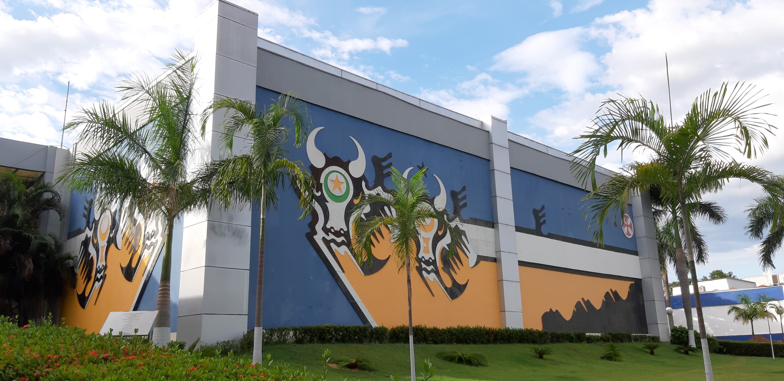 Mural do artista pl�stico Humberto Esp�ndola, que ser� mantido