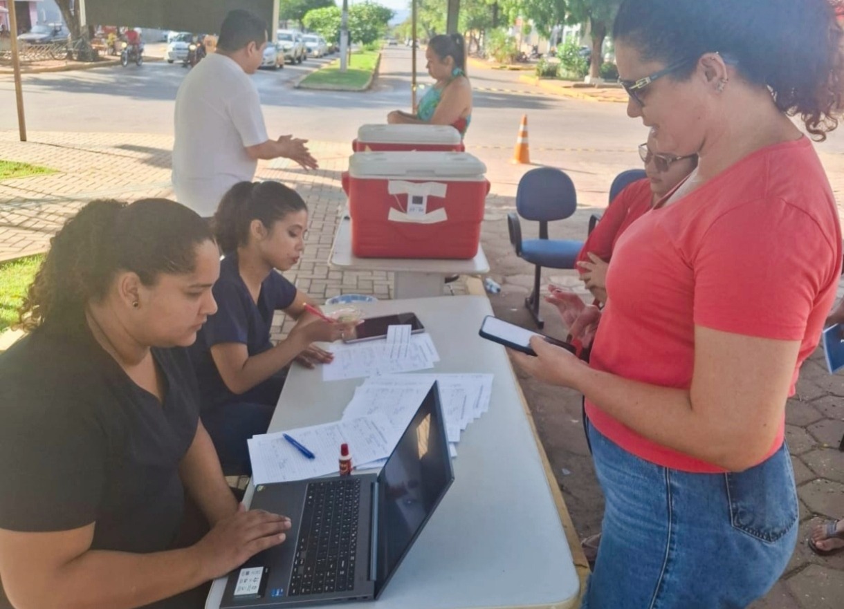Vacina&ccedil;&atilde;o em C&aacute;ceres 