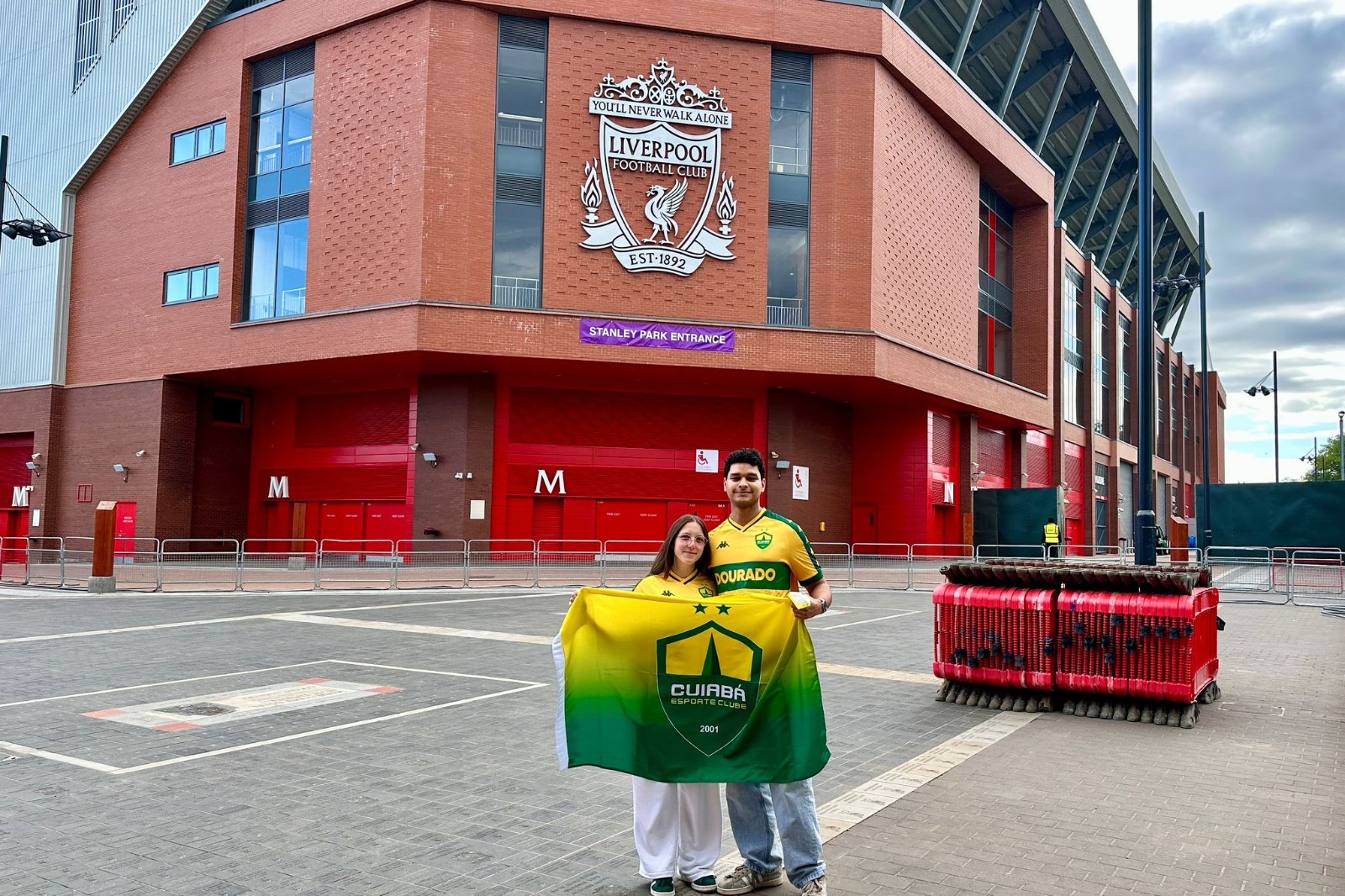 Casal - Cuiab� EC