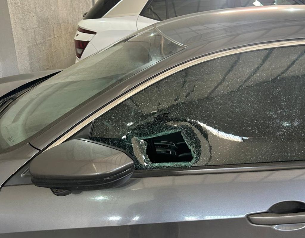 Publicit&aacute;rio tem carro furtado na Bluefit 