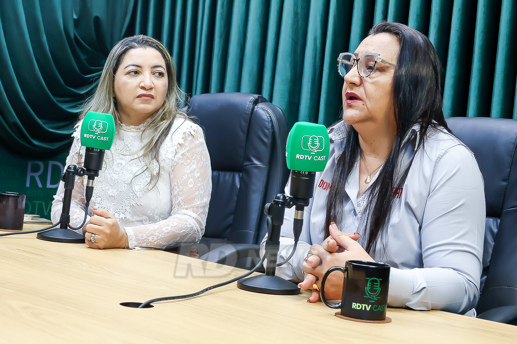 advogada Perolina Cezar e Zoaires Costa