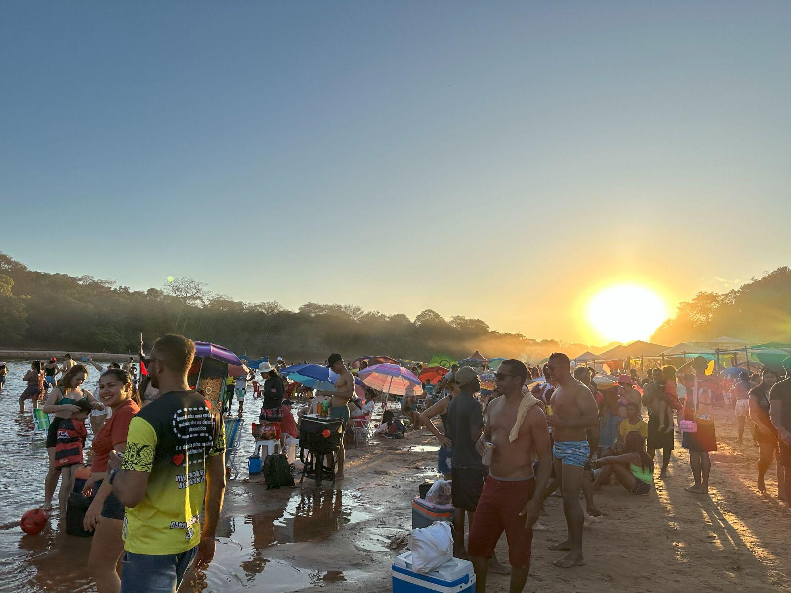 temporada de praia barra do gar�as