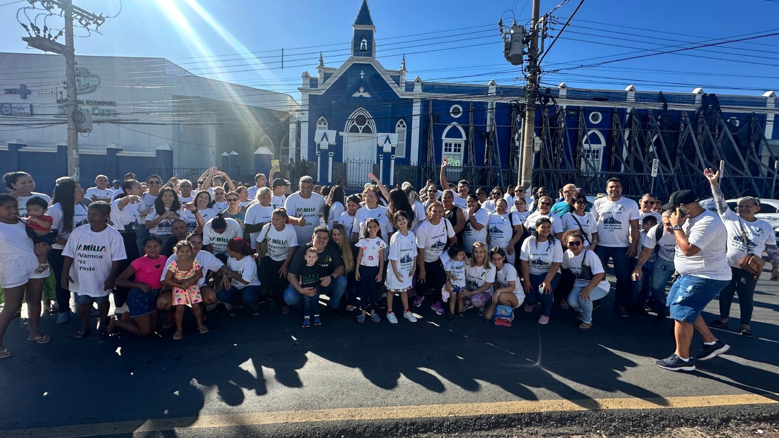 A��o em frente � Santa Casa em Cuiab�