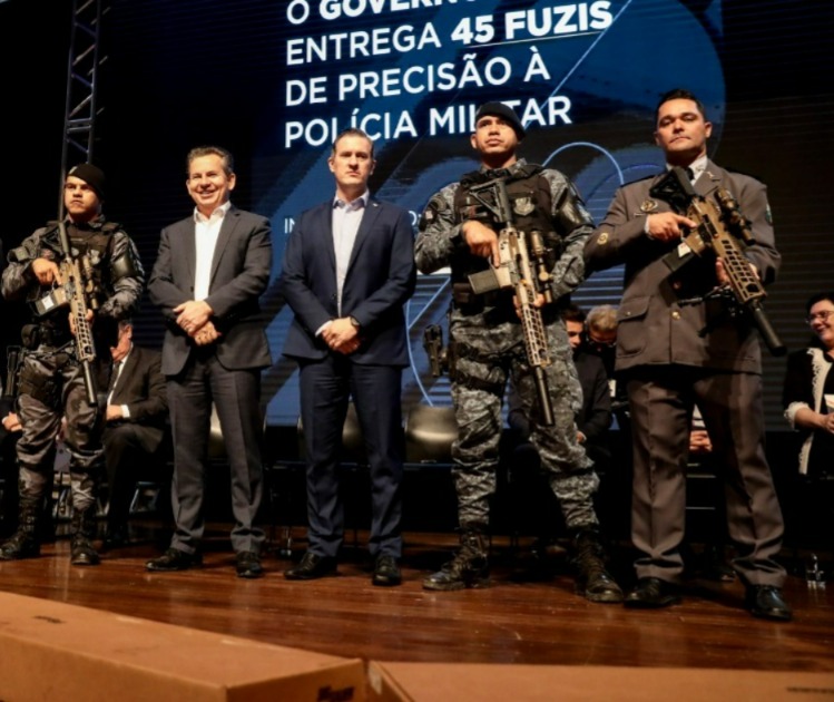 Mauro Mendes fuzis PM