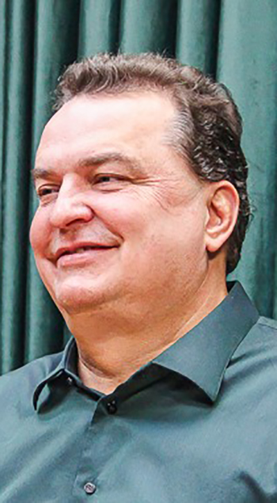max russi curtinha