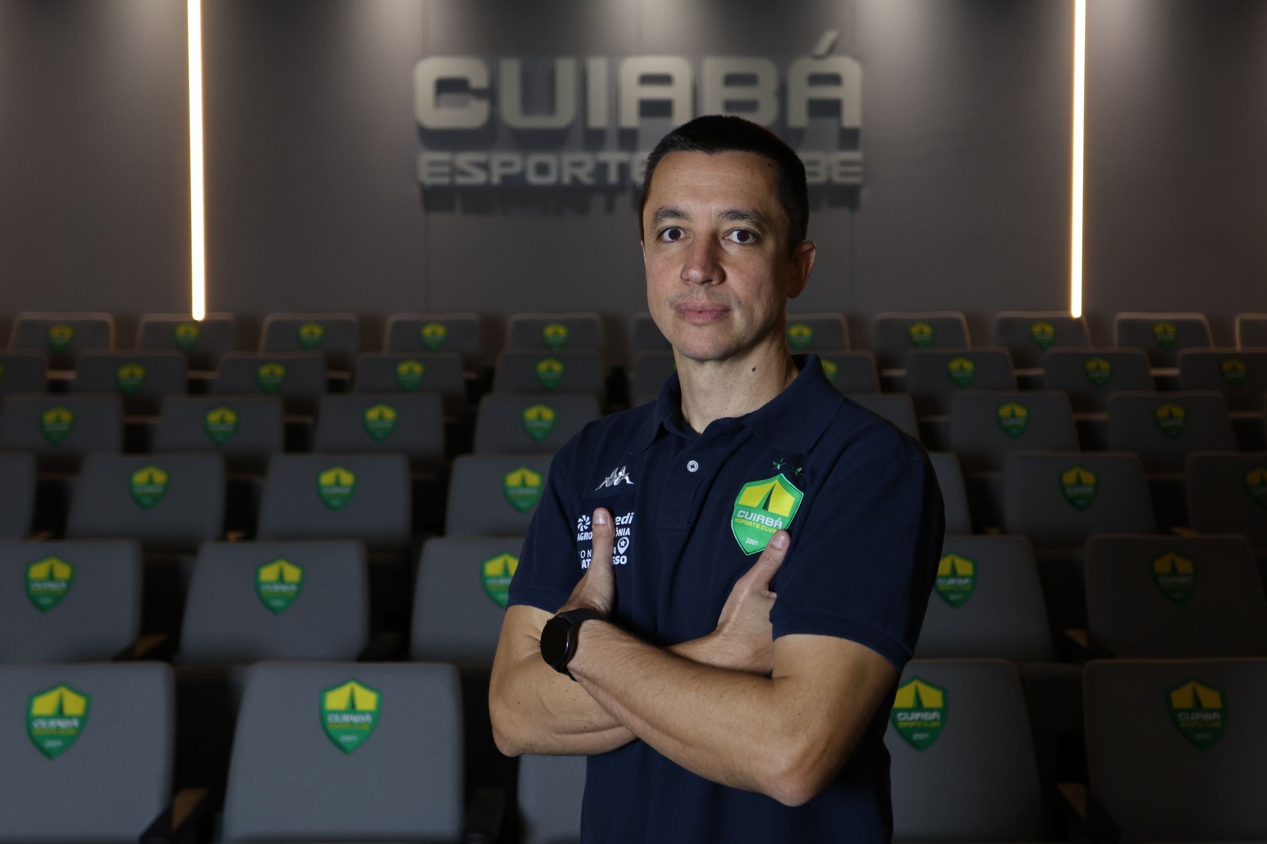 Eduardo Barros