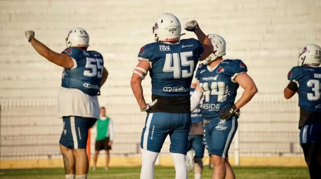 Hawks vence Tubar�es pela Superliga FA