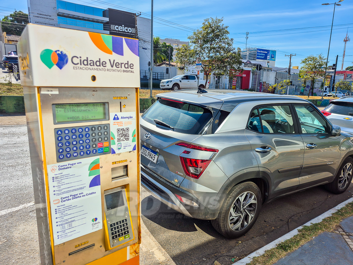 Estacionamento rotativo Cuiab�