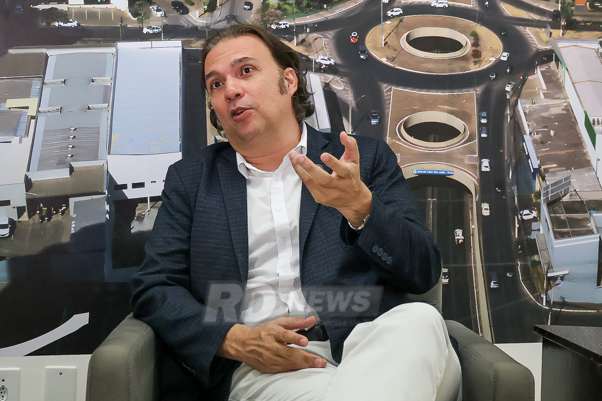 vinicius de carvalho analista politico