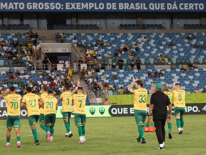 torcida Cuiab�