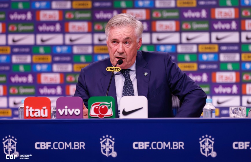Treinador Carlo Ancelotti