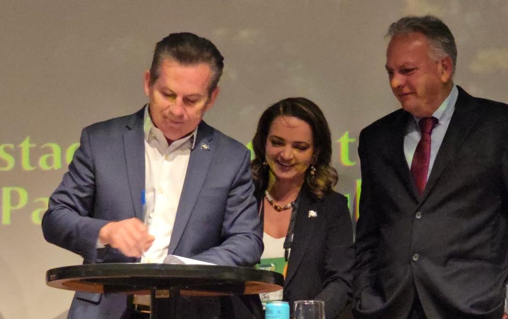 Assinatura �rea de ref�gio da on�a pintada