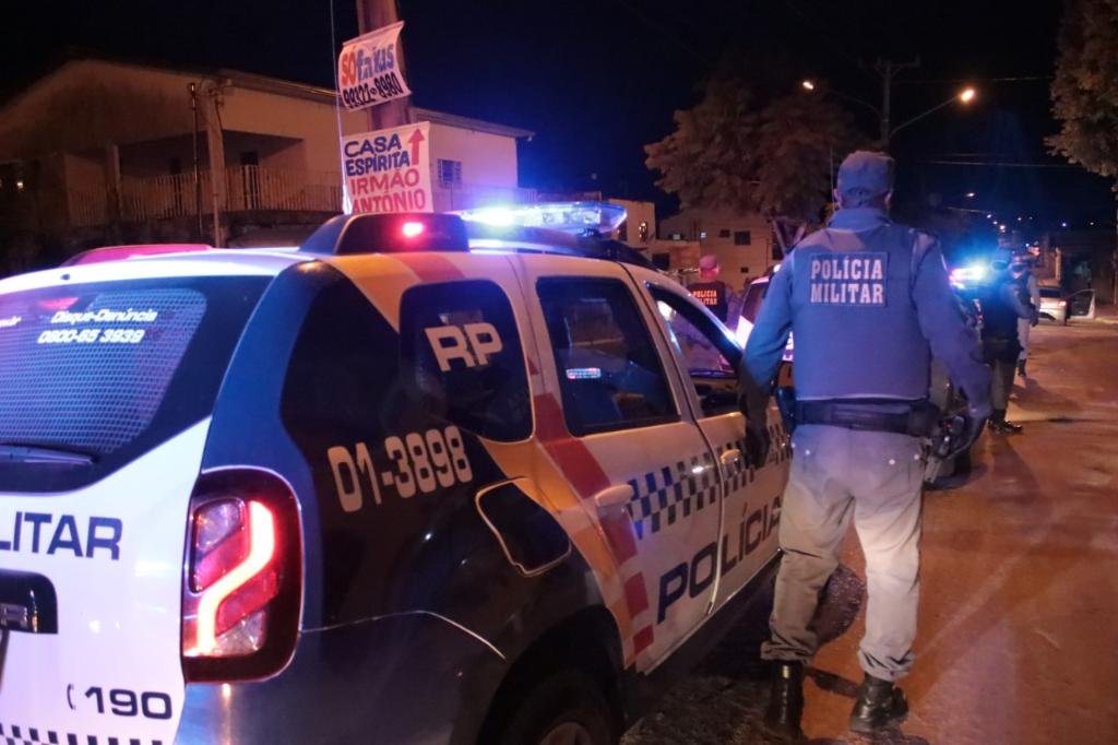 POL�CIA MILITAR