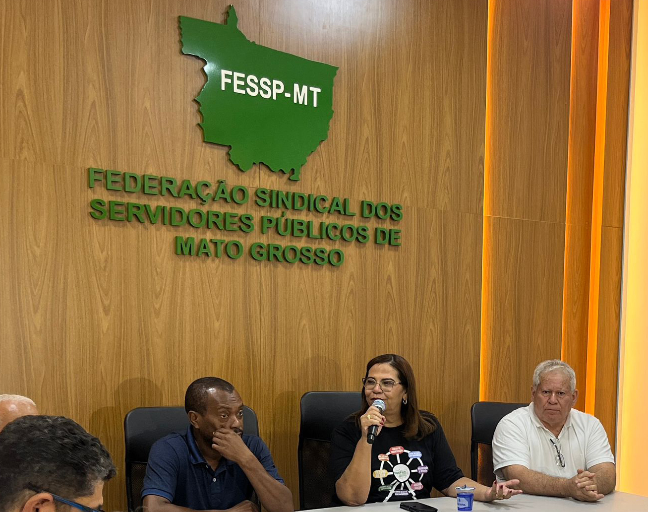 servidores coletiva greve