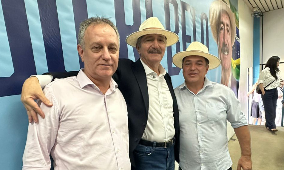 aldo rebelo novo presidente do DC Paulo C&iuml;&iquest;&frac12;sar Oliveira