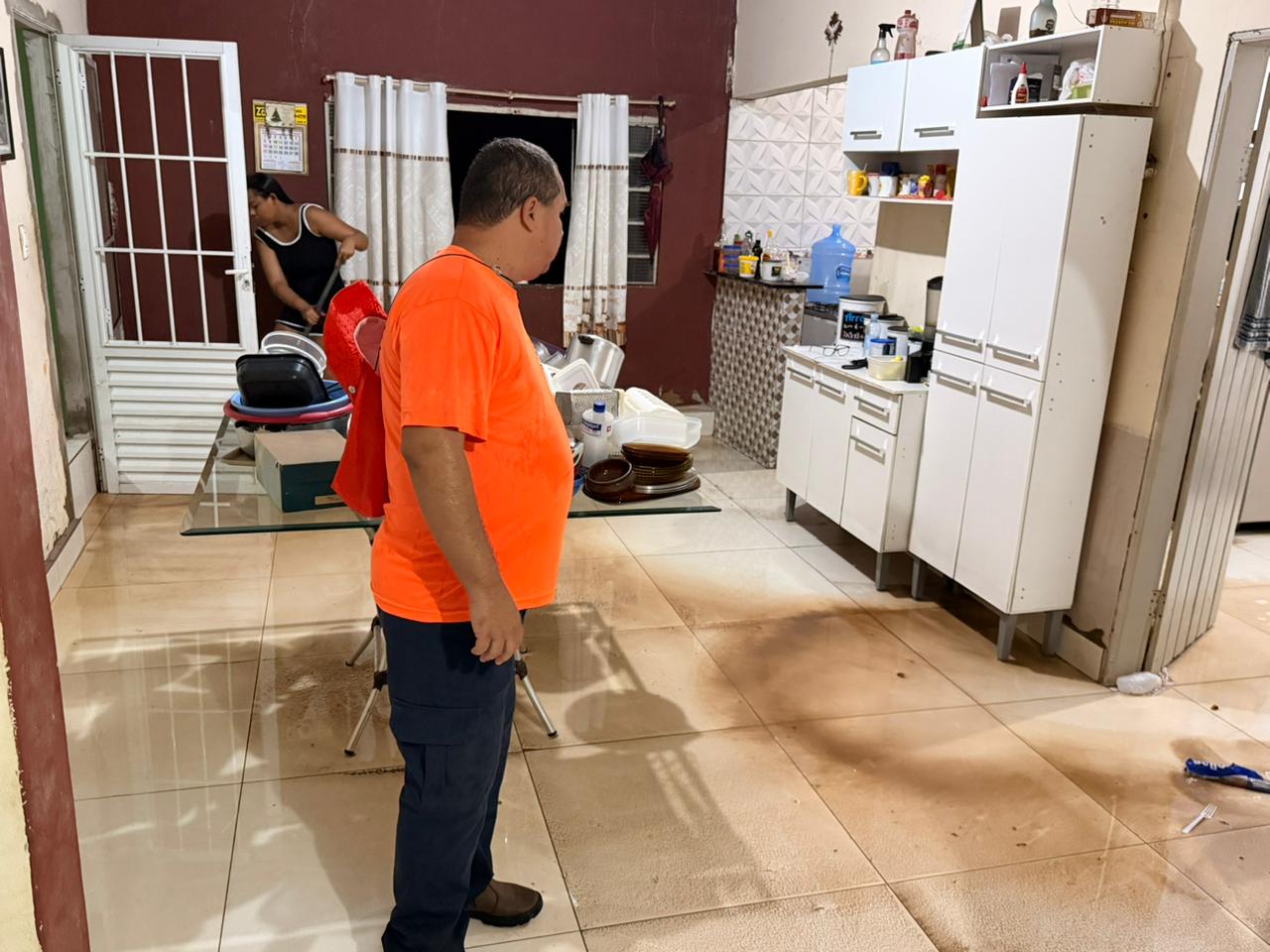 Alagamentos em Cuiab�