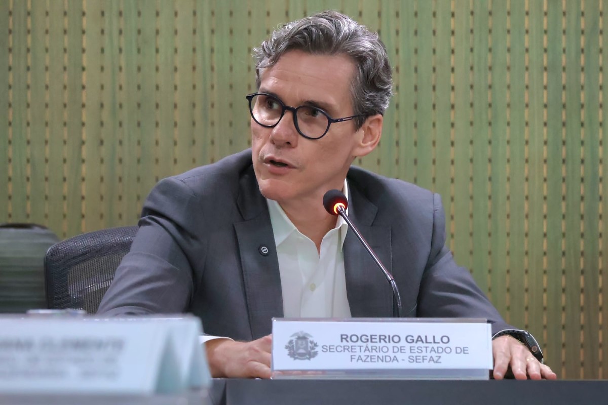 Rog&eacute;rio Gallo, Assinatura, credenciamento, rede lot&eacute;rica