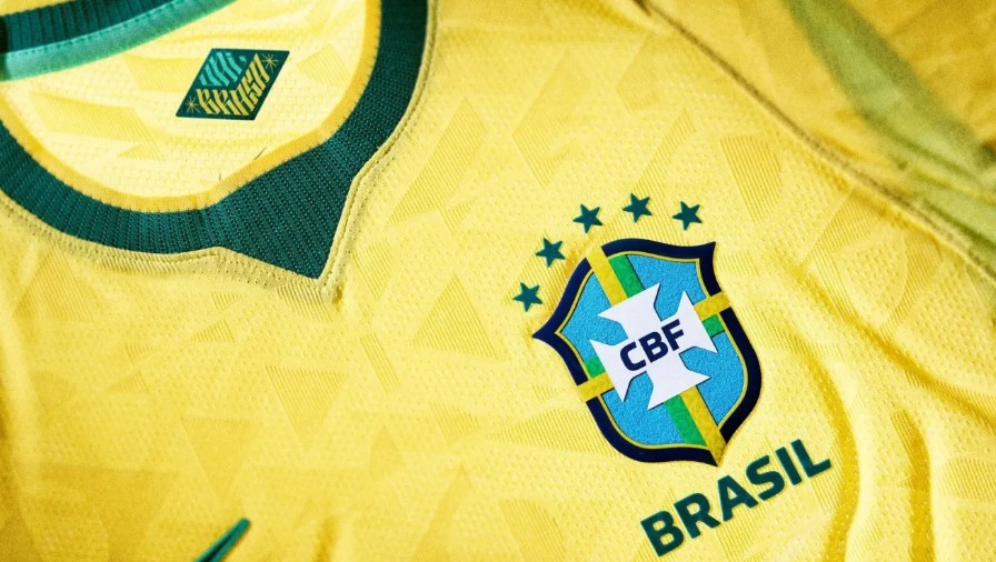 Vai Brasa camisa da Sele��o Brasileira